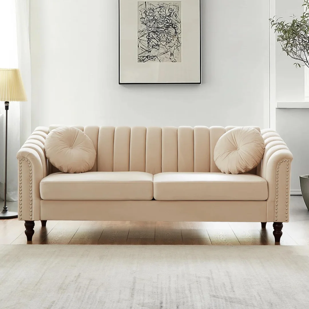 Chesterfield Sofas: A timeless choice for any decor.