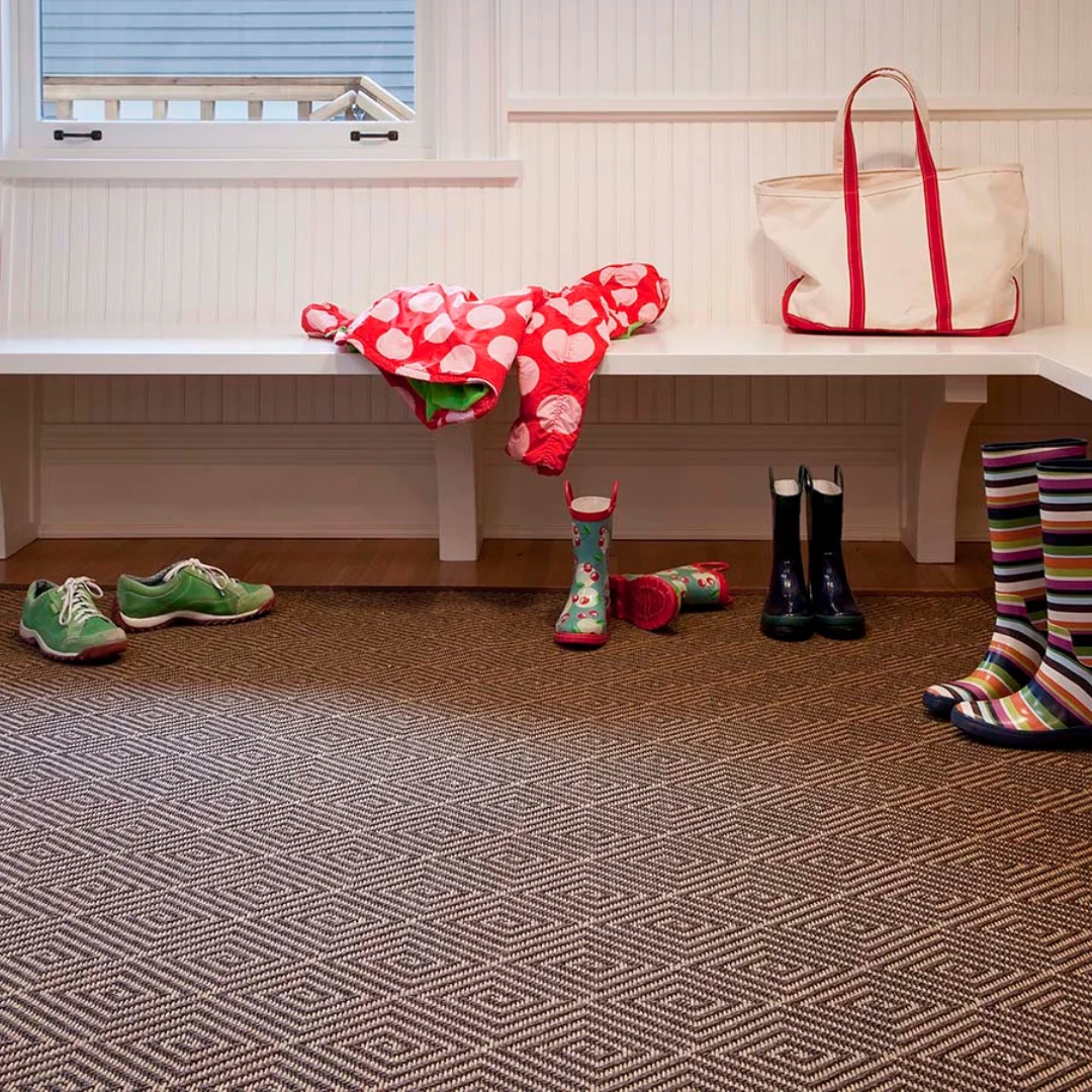 Eco-friendly sisal carpet contributing to a sustainable home environment.